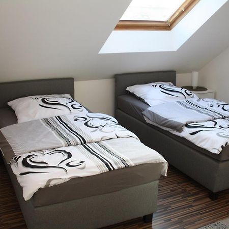 Ferienwohnung Kempf Mandelbachtal Ommersheim Exteriör bild