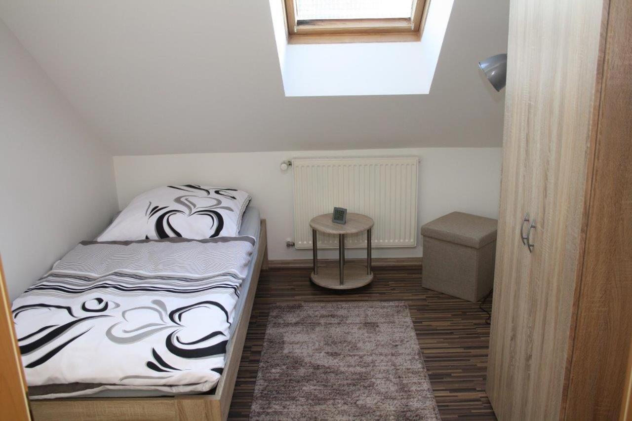 Ferienwohnung Kempf Mandelbachtal Ommersheim Exteriör bild